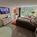 Doppelzimmer In Stuttgart-Birkach - Naehe Musicals Im Si-Zentrum, Messe, Flughafen, Uni Hohenheim